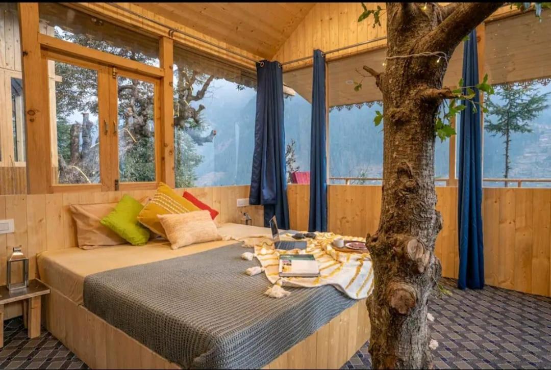 Вілла Into The Woods Treehouse Jibhi Екстер'єр фото